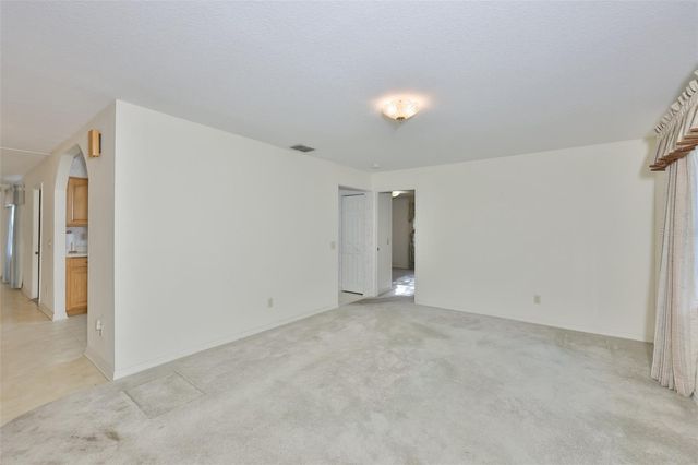 36625 LAKE PASADENA ROAD, Dade City, FL 33525