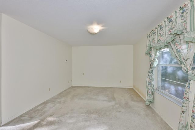 36625 LAKE PASADENA ROAD, Dade City, FL 33525