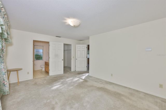 36625 LAKE PASADENA ROAD, Dade City, FL 33525