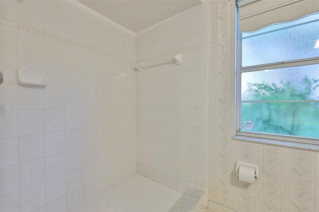 36625 LAKE PASADENA ROAD, Dade City, FL 33525
