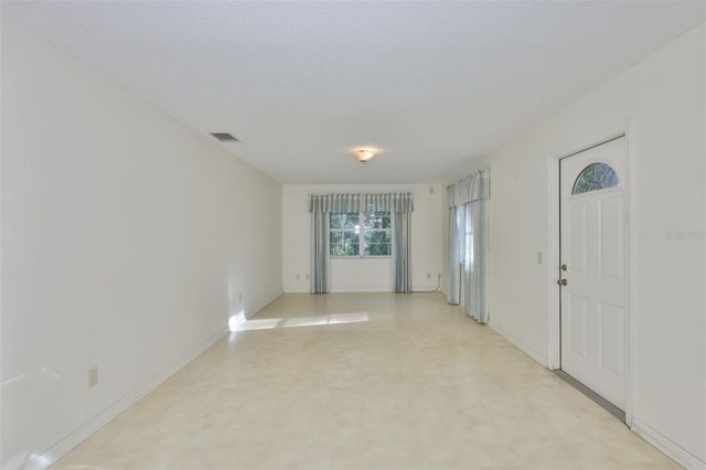 36625 LAKE PASADENA ROAD, Dade City, FL 33525