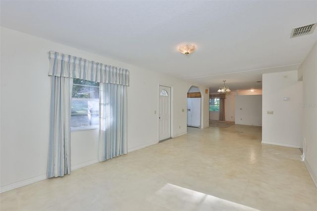 36625 LAKE PASADENA ROAD, Dade City, FL 33525