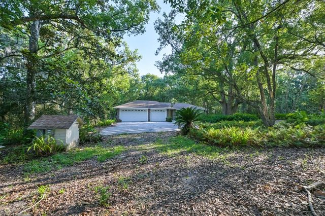 36625 LAKE PASADENA ROAD, Dade City, FL 33525
