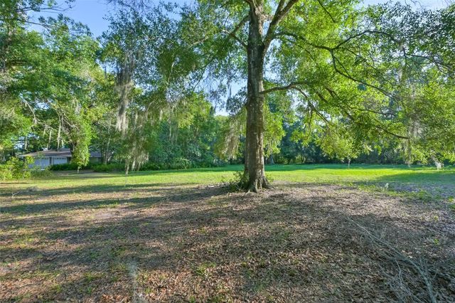 36625 LAKE PASADENA ROAD, Dade City, FL 33525