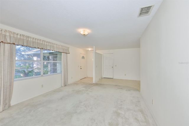 36625 LAKE PASADENA ROAD, Dade City, FL 33525