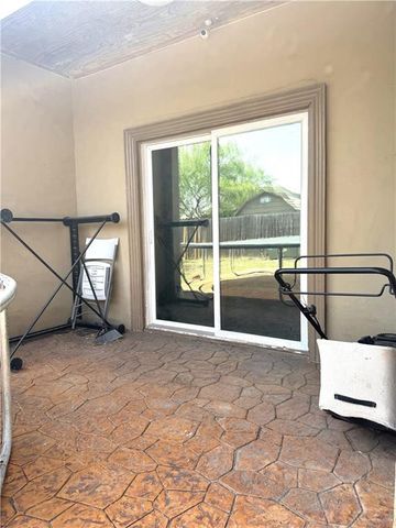 6105 S Mars Lane, Pharr, TX 78577