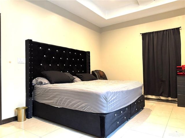 6105 S Mars Lane, Pharr, TX 78577