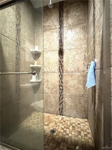 6105 S Mars Lane, Pharr, TX 78577