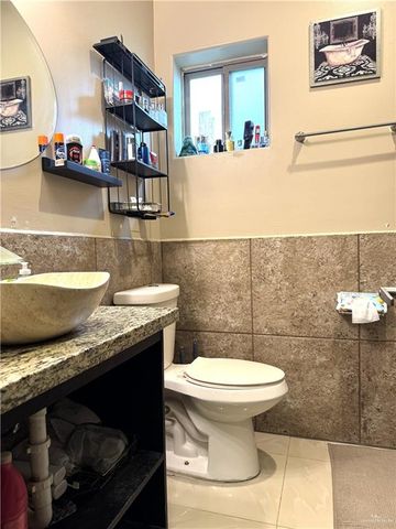 6105 S Mars Lane, Pharr, TX 78577