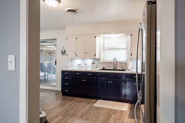 600 NW Ave I, Hamlin, TX 79520