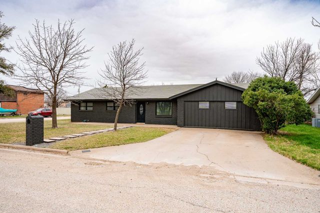 600 NW Ave I, Hamlin, TX 79520