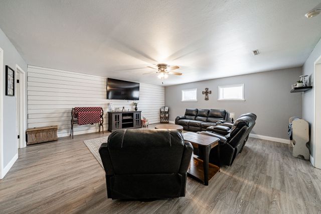 600 NW Ave I, Hamlin, TX 79520