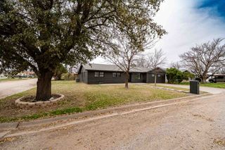600 NW Ave I, Hamlin, TX 79520