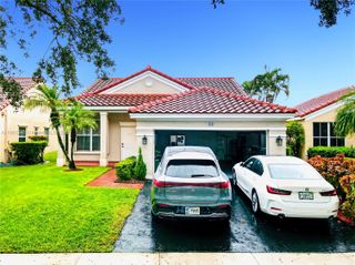 869 Sand Creek Cir, Weston, FL 33327