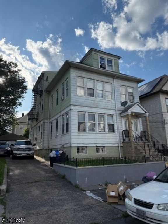 446 E 26Th St, Paterson City, NJ 07514