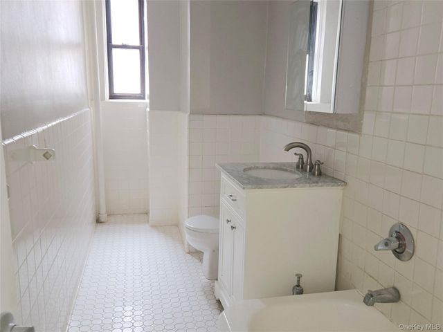 55 E 190th Street 45, Bronx, NY 10468