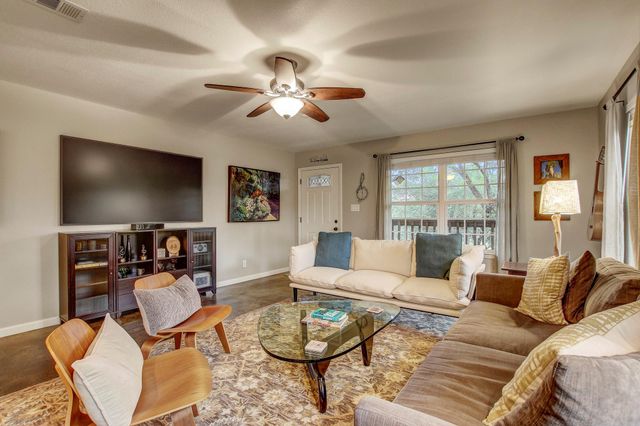 153 Hill DR, Marble Falls, TX 78654