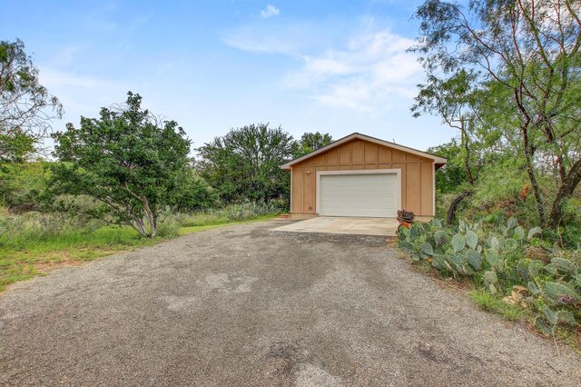 153 Hill DR, Marble Falls, TX 78654