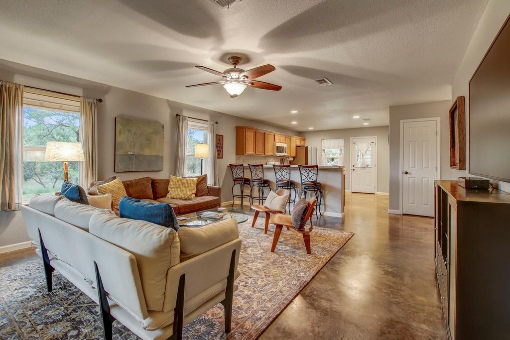 153 Hill DR, Marble Falls, TX 78654