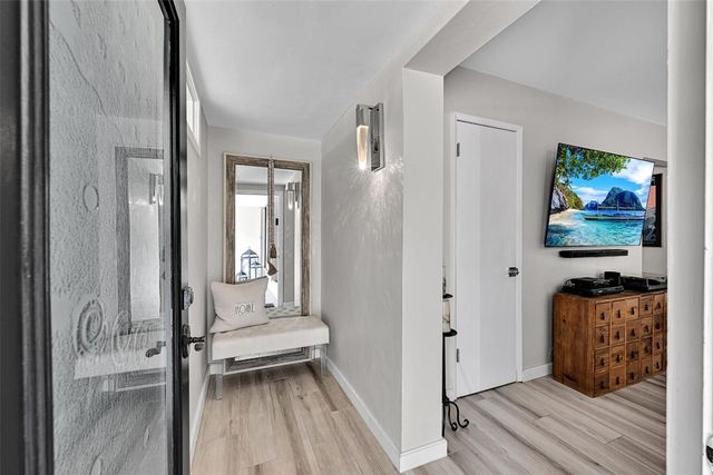 5281 NE 19th Avenue, Fort Lauderdale, FL 33308