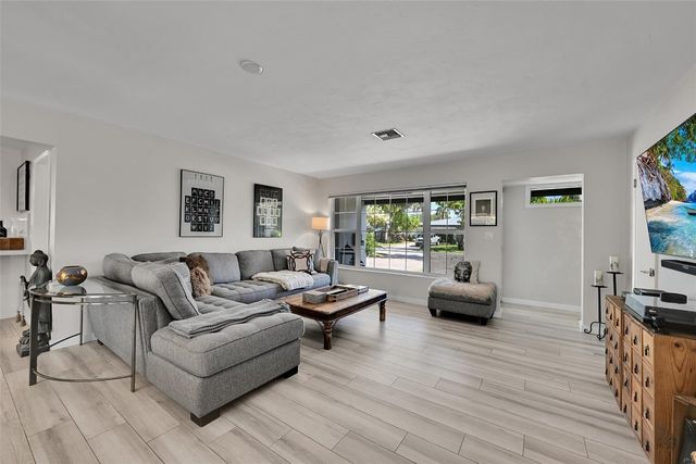 5281 NE 19th Avenue, Fort Lauderdale, FL 33308