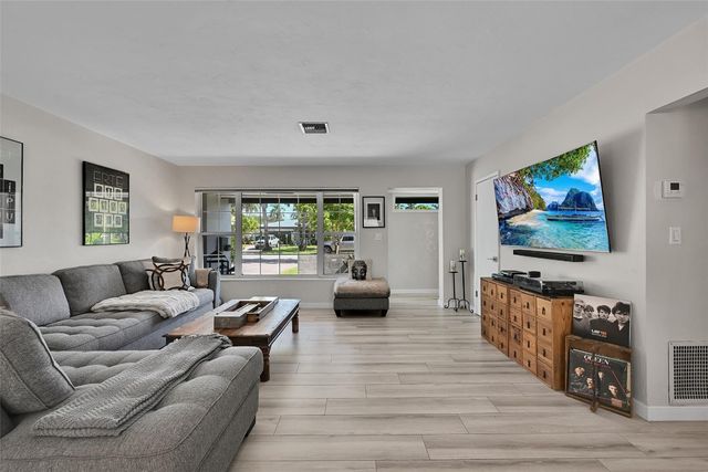 5281 NE 19th Avenue, Fort Lauderdale, FL 33308