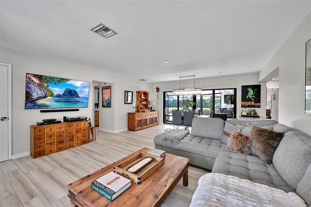 5281 NE 19th Avenue, Fort Lauderdale, FL 33308