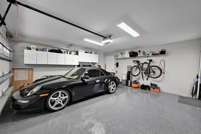 5281 NE 19th Avenue, Fort Lauderdale, FL 33308