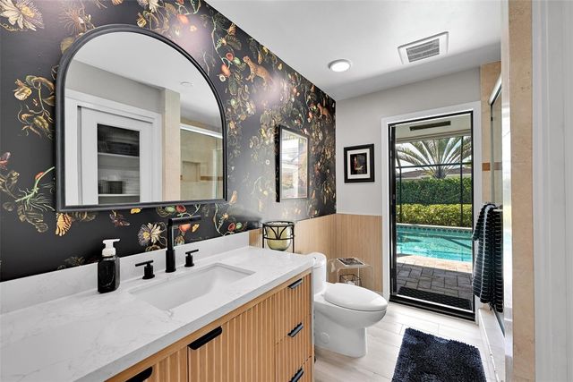 5281 NE 19th Avenue, Fort Lauderdale, FL 33308