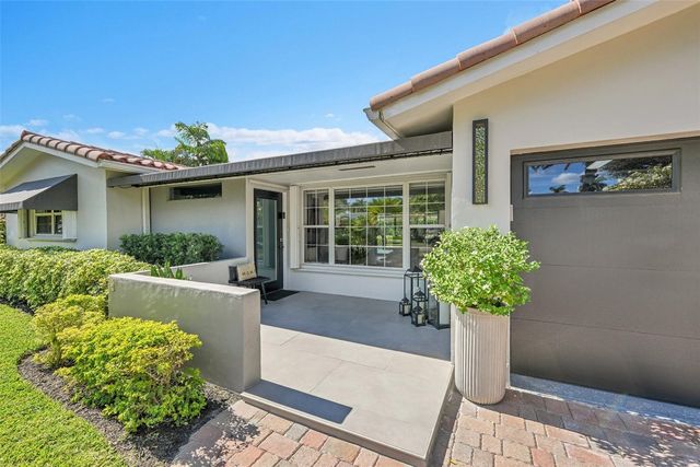 5281 NE 19th Avenue, Fort Lauderdale, FL 33308