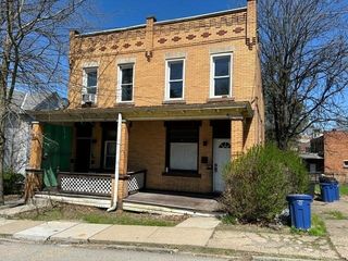 3134-3136 Huxley St, Sheraden, PA 15204