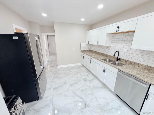 5380 Seminole Street, Detroit, MI 48213