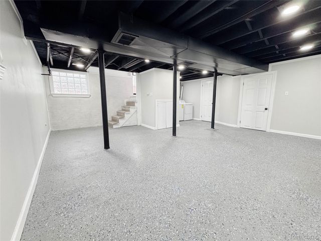 5380 Seminole Street, Detroit, MI 48213