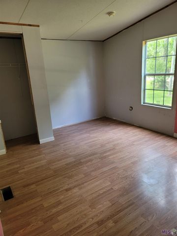 13935 Old River Rd, Maurepas, LA 70449