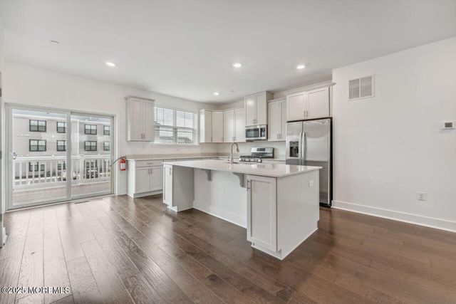 46 Mariveles Way, Tinton Falls, NJ 07724