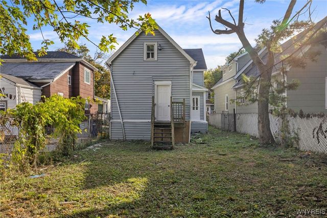 72 Saint Joseph Avenue, Buffalo, NY 14211