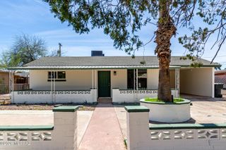709 W Santa Paula Street, Tucson, AZ 85706