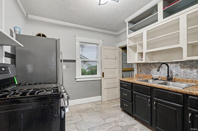 729 S 36Th Street, South Bend, IN 46615