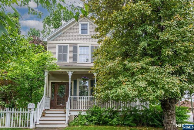 66 Hillside Avenue, Midland Park, NJ 07432
