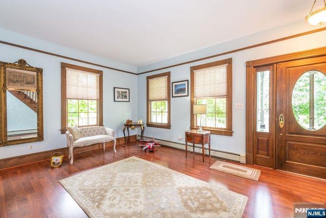 66 Hillside Avenue, Midland Park, NJ 07432