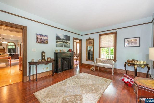 66 Hillside Avenue, Midland Park, NJ 07432