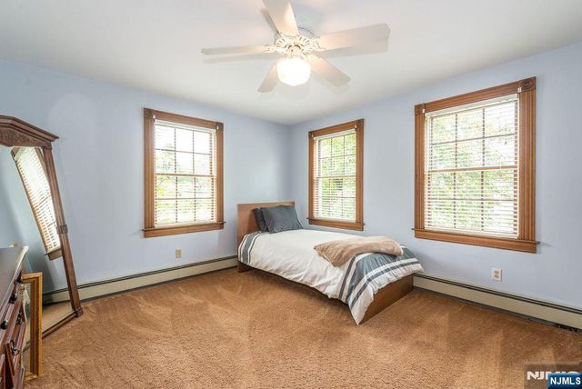 66 Hillside Avenue, Midland Park, NJ 07432