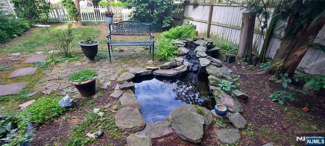 66 Hillside Avenue, Midland Park, NJ 07432