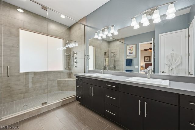 8484 Illusionary Magic Circle, Las Vegas, NV 89131