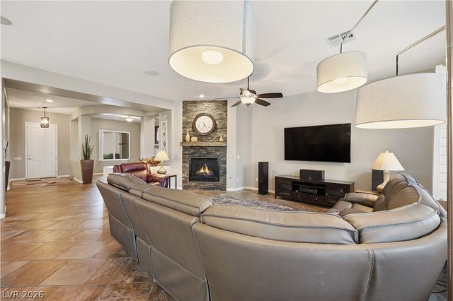 8484 Illusionary Magic Circle, Las Vegas, NV 89131