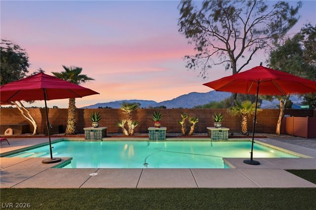 8484 Illusionary Magic Circle, Las Vegas, NV 89131
