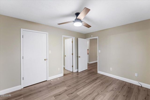 1605 Rolling Hills Drive, Dandridge, TN 37725