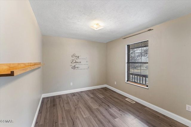 1605 Rolling Hills Drive, Dandridge, TN 37725