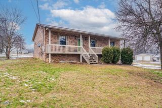 1605 Rolling Hills Drive, Dandridge, TN 37725