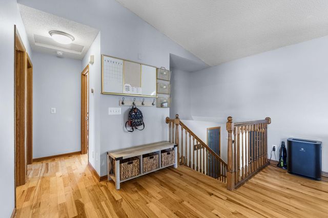 127 Bluestem Avenue, Shakopee, MN 55379